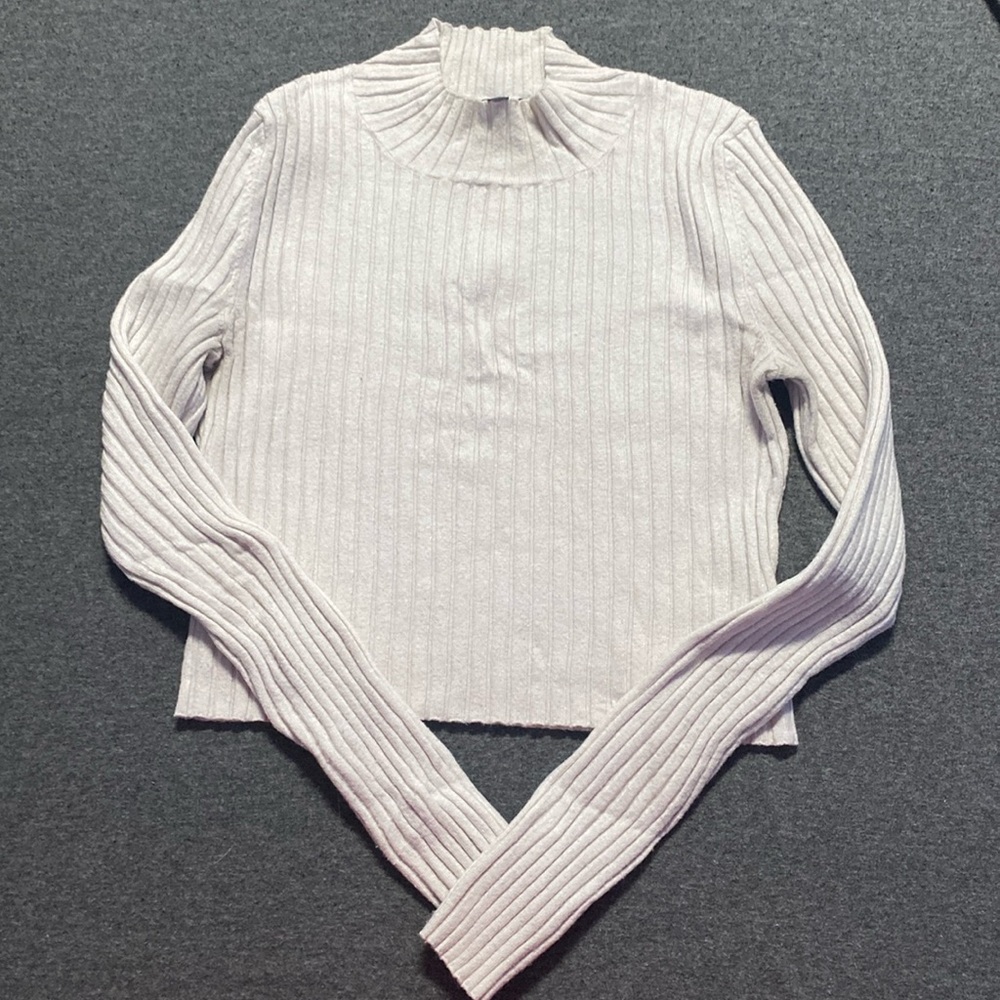 Kendall & Kylie mock neck cream ribbed sweater